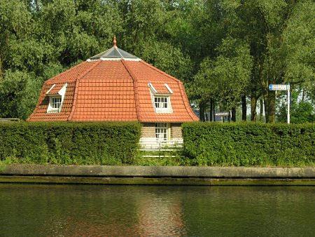 3, Molen 01471 b Polder Bolgerijen, De Achtkante Molen / De Nieuwe Molen / De Grote Molen (Vianen), Foto S. Boumans, 27 mei 2005 | Database Nederlandse molens media-bestand