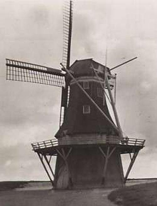 2, Molen 01422 De Bazuin (Harlingen/ Harns), Foto coll. R. Pols | Database Nederlandse molens media-bestand