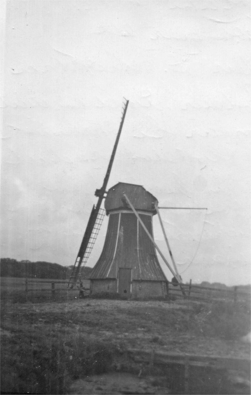 1, Molen 06435 Waterschap De Contributiedijken / Polder Grote Gans, Keegstra's molen (Ezumazijl/ Lezumasyl), Afb. coll. W.A. Korpershoek | Database Nederlandse molens media-bestand