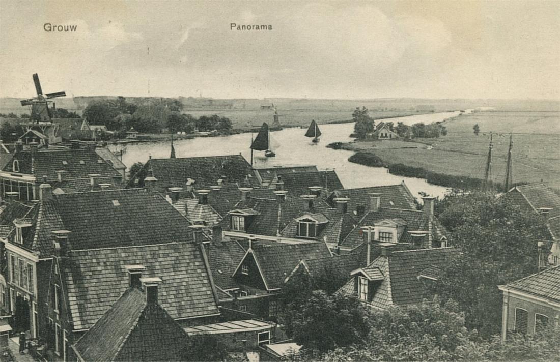 1, Molen 03807 c De Jonge Falk / De Jonge Valk (Grouw/ Grou), ansichtkaart, coll. W.A. Korpershoek | Database Nederlandse molens media-bestand