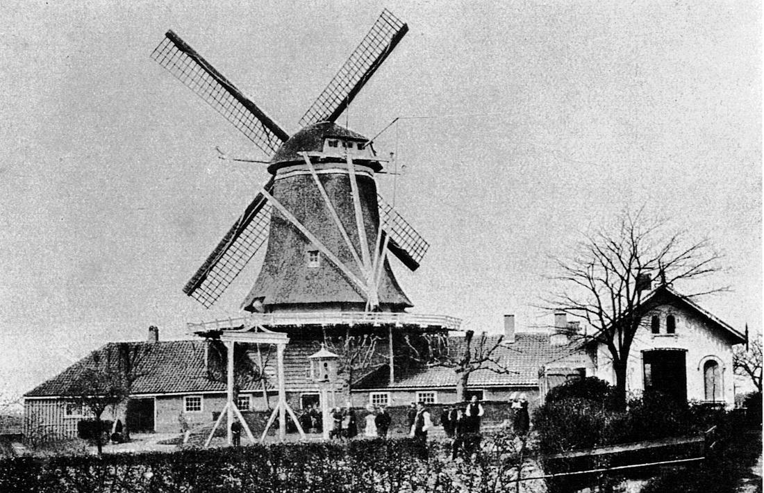 1, Molen 01012 Molen Kreeftenberg / Holtermans molen (Deventer), Ansichtkaart, coll. G.H. Varwijk sr | Database Nederlandse molens media-bestand