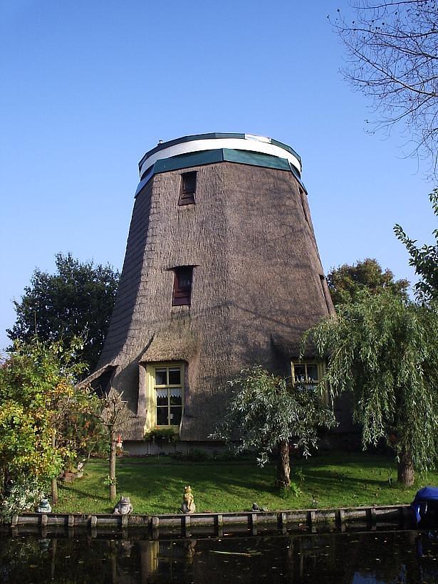 4, Molen 01158 Westbroekpolder, Zuidbuurtse molen (Zoeterwoude), foto opname 15-10-2005 | Database Nederlandse molens media-bestand