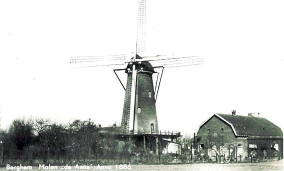 1, Molen 02582 Anna (Berghem), Ansichtkaart, coll. Bart Jongsma | Database Nederlandse molens media-bestand