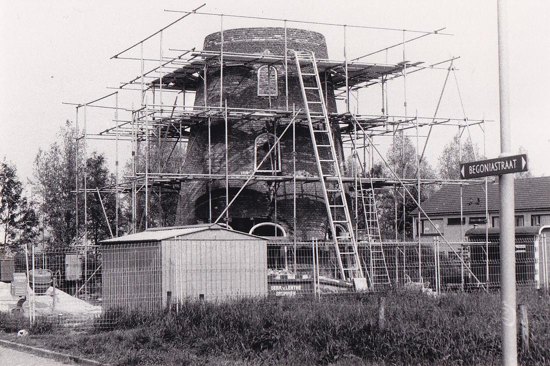 2, Molen 00393 (korenmolen) (Steenderen), Foto 02-06-1986, coll DVM | Database Nederlandse molens media-bestand
