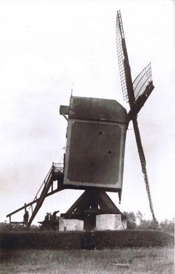 3, Molen 00265 De Batavier / De Planken Molen (Elst), Ansichtkaart Serie 1 nr 2, >afb. 1934, collectie Frank Witjes, Elst | Database Nederlandse molens media-bestand