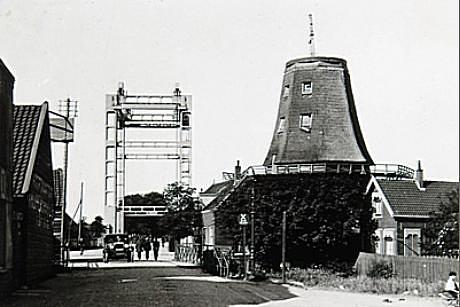 1, Molen 03940 l De Pelikaan (Dordrecht), Foto ca. 1931, collectie Beeldbank Dordrecht | Database Nederlandse molens media-bestand