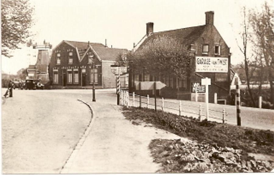 2, Molen 03940 l De Pelikaan (Dordrecht), Opname 1934, Straatweg Dokweg | Database Nederlandse molens media-bestand