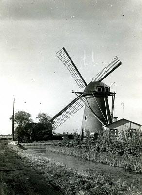 Molen 01526 Polder Oostmade (2e) (Den Haag), Foto coll. SMD | Database Nederlandse molens media-bestand