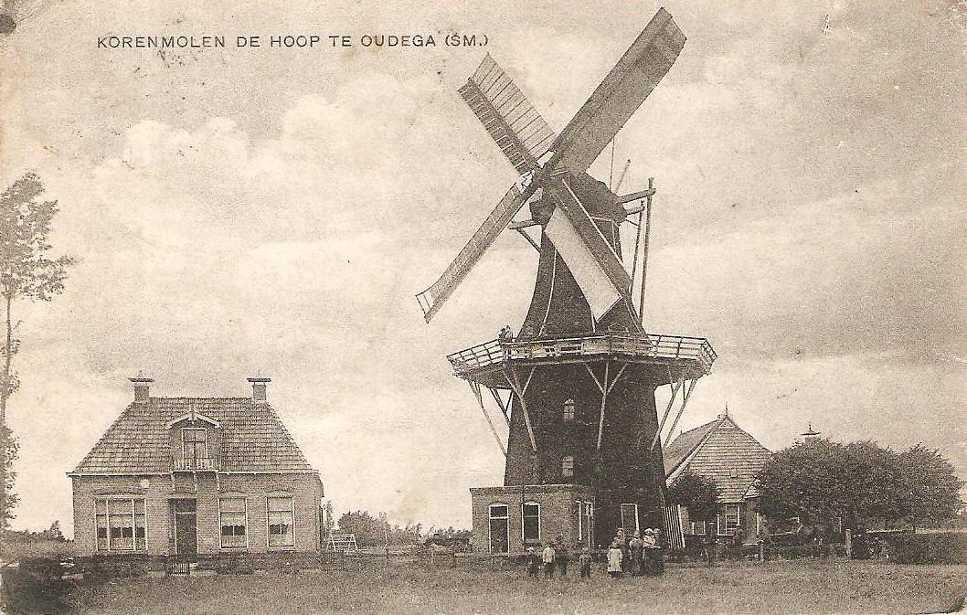 2, Molen 05691 h De Hoop (Oudega/ Aldegea), Ansichtkaart, coll. Pieter Jansma | Database Nederlandse molens media-bestand