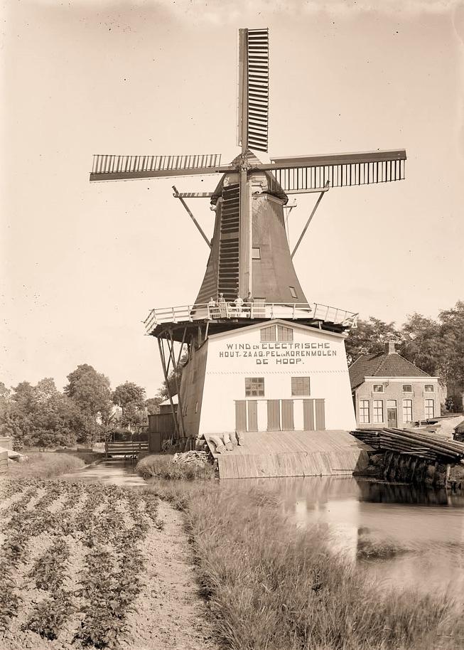 2, Molen 00628 De Hoop (Holwierde), Foto: n.n. opn. ca 1920, coll. A. Korpershoek | Database Nederlandse molens media-bestand