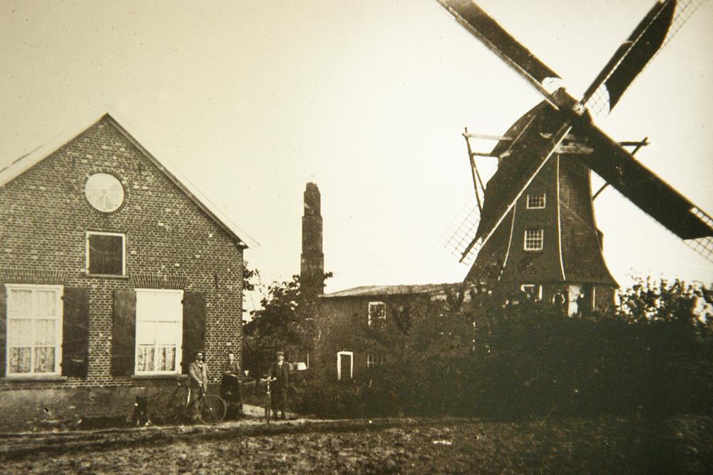 Molen 06908 j De Oude Molen / de Weeninkmolen (Aalten), Foto colletie A. Nibbelink | Database Nederlandse molens media-bestand