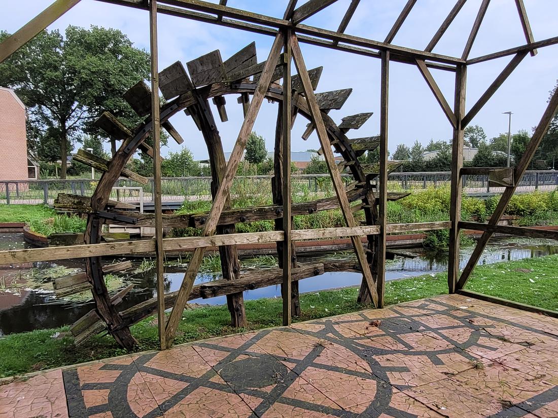 3, Molen 03137 a Stadsmolen (Lochem), Foto van John Verpaalen, opname 05-08-2024, Herinnering aan de verdwenen molen | Database Nederlandse molens media-bestand