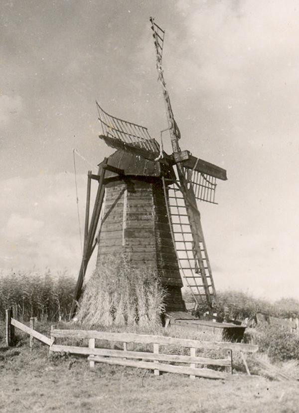 Molen 04149 a Polder Troonlanden (noord / F), Het Zieke Varken (Oudendijk), Foto ingestuurd door A. Hoek, afb. van Hist. Vereniging Hemony | Database Nederlandse molens media-bestand