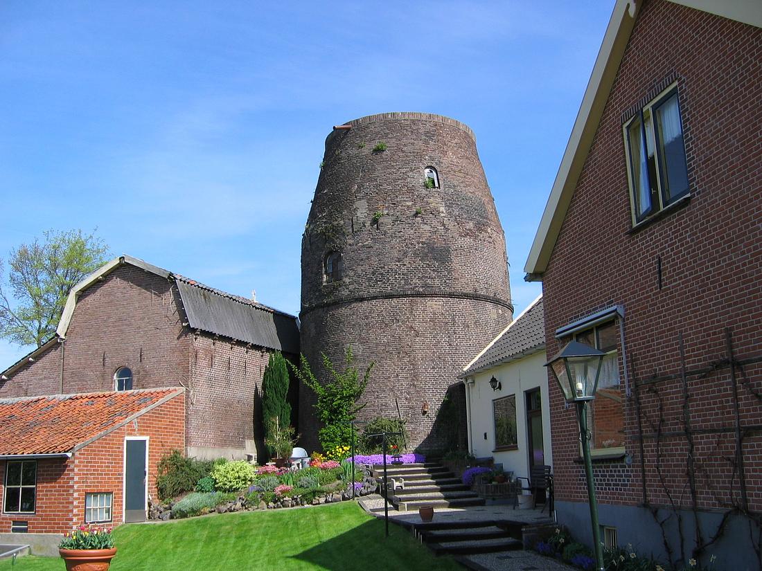 5, Molen 01210 De Haas (Asperen), Foto H. Sonneveld, 28-06-2006  | Database Nederlandse molens media-bestand