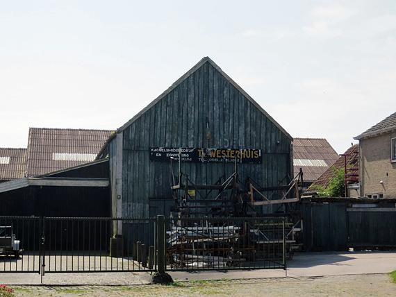 Molen 00414 De Koe / Fekkesmole / Doltemolen (Workum/ Warkum), Foto: N.Sonneveld, opname 11-7-2014 | Database Nederlandse molens media-bestand