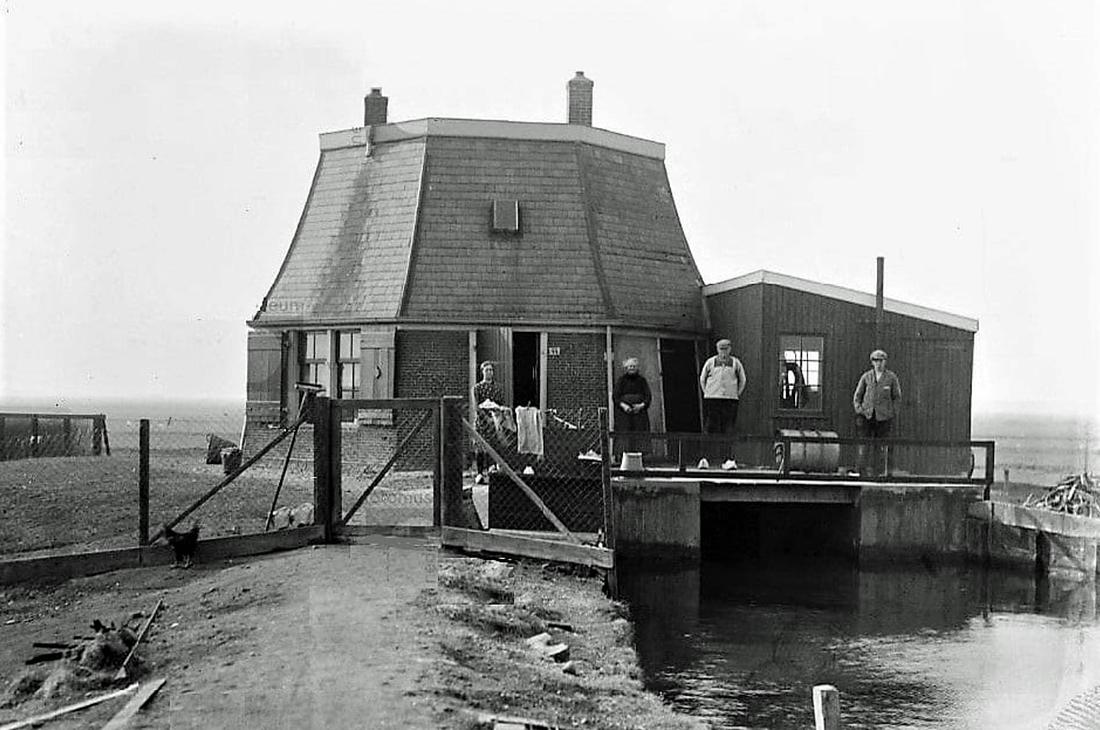 3, Molen 00055 Gnephoekpolder, Gnephoekmolen (3e) (Alphen aan den Rijn), fotograaf onbekend, coll. DVM | Database Nederlandse molens media-bestand
