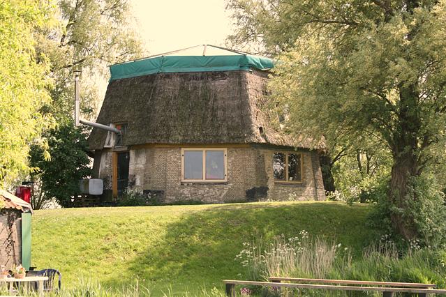 3, Molen 02887 d Bleiswijkse Droogmakerij, No. 2 / A1boezemmolen (Bleiswijk), Foto van Ton Koorevaar, opname 4 mei 2009 | Database Nederlandse molens media-bestand