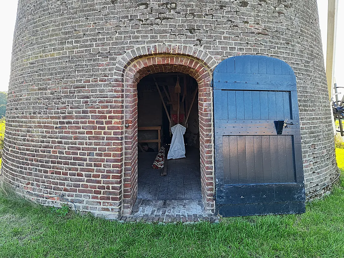 17, Molen 03113 De Kempermolen (Breedenbroek), Pieter Zuijkerbuijk (01-10-2025)  | Database Nederlandse molens media-bestand