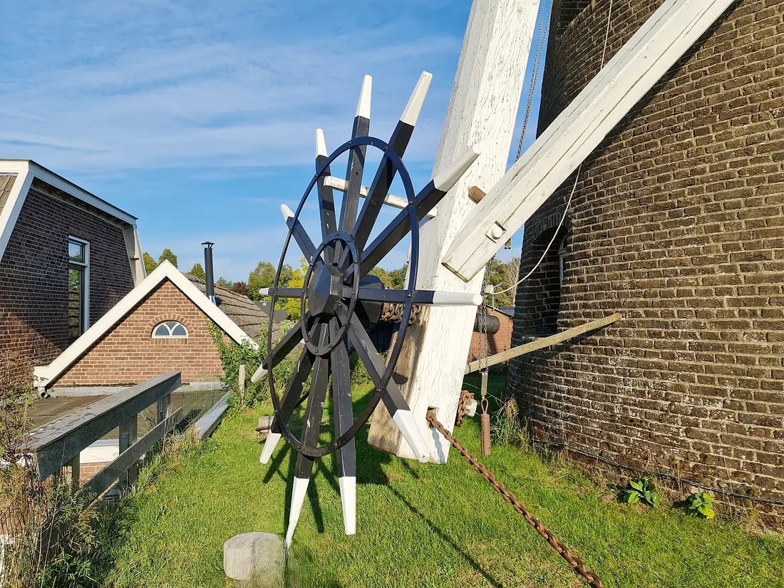 8, Molen 03113 De Kempermolen (Breedenbroek), Pieter Zuijkerbuijk (01-10-2025) | Database Nederlandse molens media-bestand
