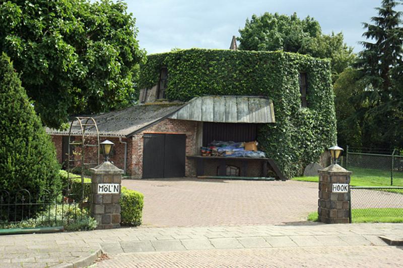 Molen 02723 a Molen Kamphuis (Gramsbergen), Foto: Ronald Bakker, 20 aug. 2017 | Database Nederlandse molens media-bestand