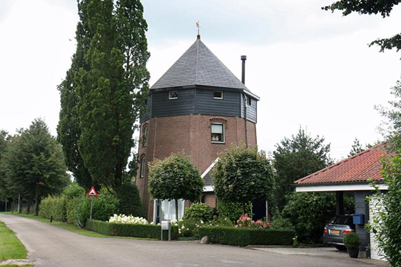 Molen 02723 Molen Varwijk (Gramsbergen), Foto Ronald Bakker, opn. 20 aug.2017 | Database Nederlandse molens media-bestand