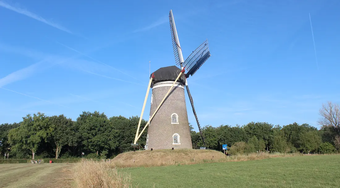 3, Molen 01946 De Heimolen (Sint Hubert), Denis Van Cronenburg (10-08-2022)&nbsp; | Database Nederlandse molens