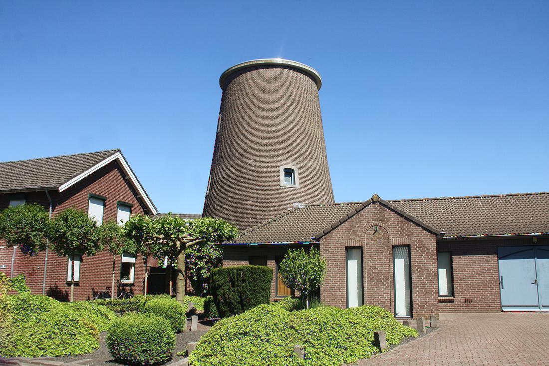 Molen 00233 Zelden Goed (Boxmeer), Foto van Denis van Cronenburg, opname 27-05-2017 | Database Nederlandse molens