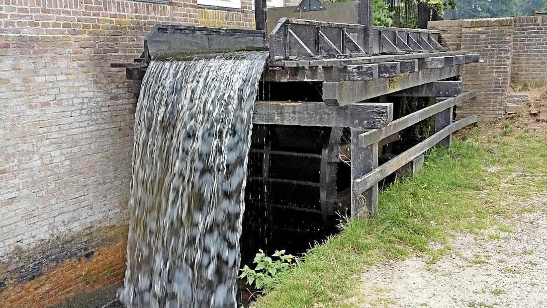 2, Molen 01229 a Bagijnemolen / St. Agnietenmolen (Arnhem), Coen Manche (16-8-2018) | Database Nederlandse molens media-bestand