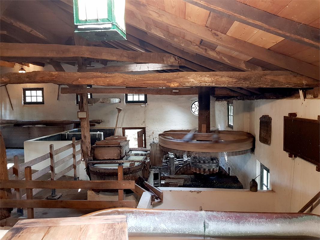 7, Molen 10086 Voorheen Achterste Molen Loenen (Arnhem), Pieter Zuijkerbuijk (18-10-2018) | Database Nederlandse molens media-bestand