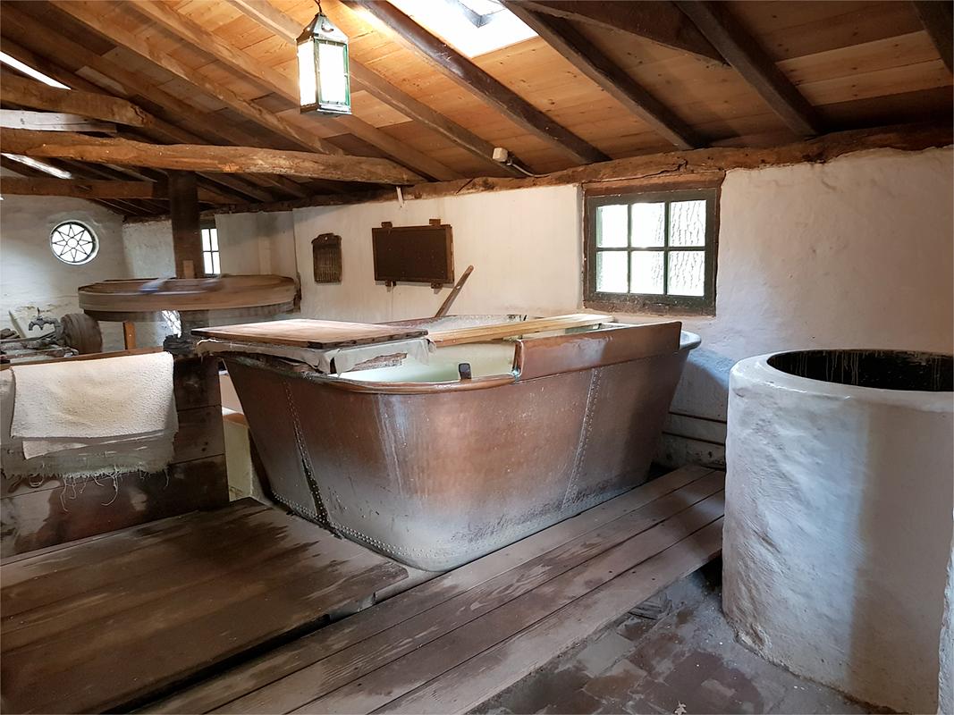 13, Molen 10086 Voorheen Achterste Molen Loenen (Arnhem), Pieter Zuijkerbuijk (18-10-2018) | Database Nederlandse molens media-bestand