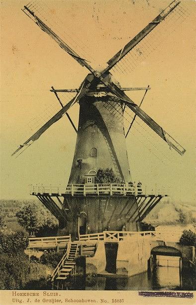Molen 02542 a Polder Bergambacht  (Hoekse gang), Nieuwe Stenen Molen (Bergambacht), uitgave De Gruijter (12-04-1906); ansichtkaart verstuurd 12-4-1906; collectie Paul van den Berg | Database Nederlandse molens