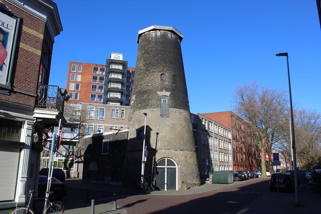 Molen 01170 b De Rouketel / De Liefdadigheid / De Graankorrel / Molen van Van Beest (Rotterdam, stadsdeel Delfshaven), Foto vn Denis van Cronenburg&nbsp; &nbsp;(26-02-2023) | Database Nederlandse molens