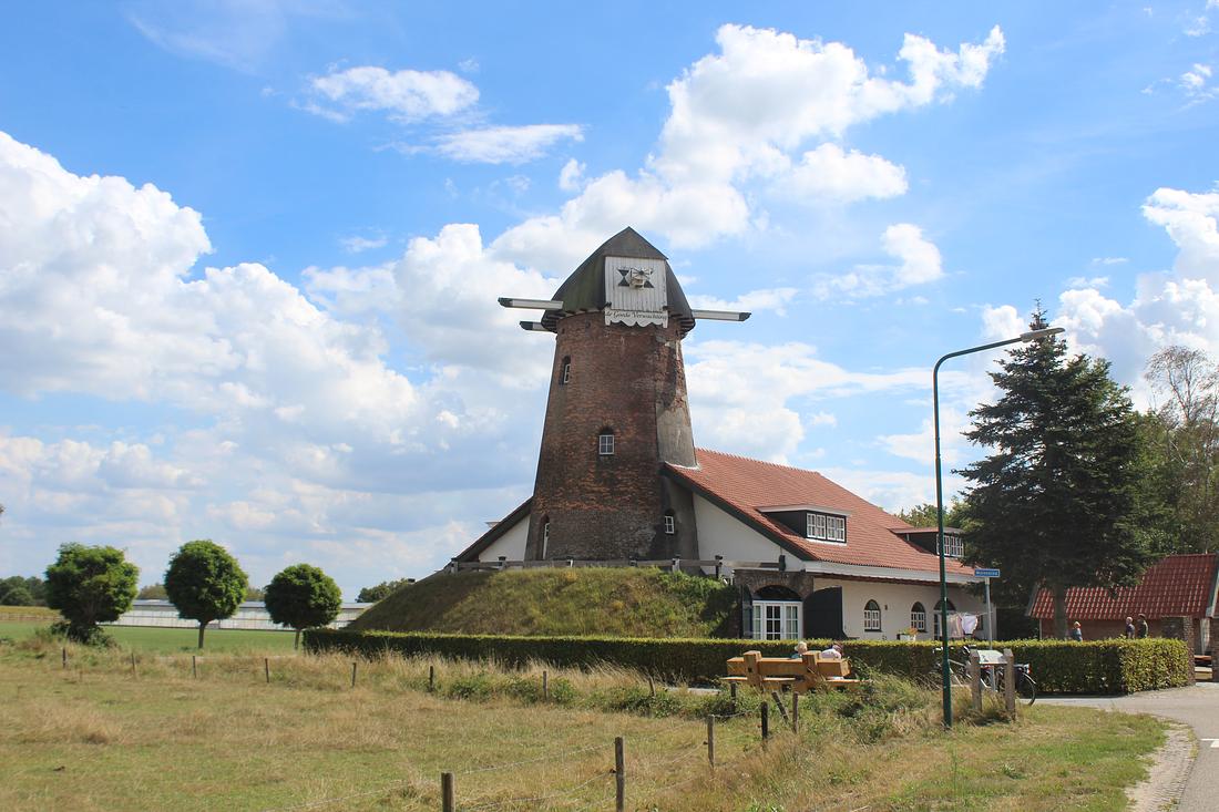 Molen 02593 b De Goede Verwachting (Chaam), Fot vn Denis van Cronenburg, opname 23-08-2022 | Database Nederlandse molens
