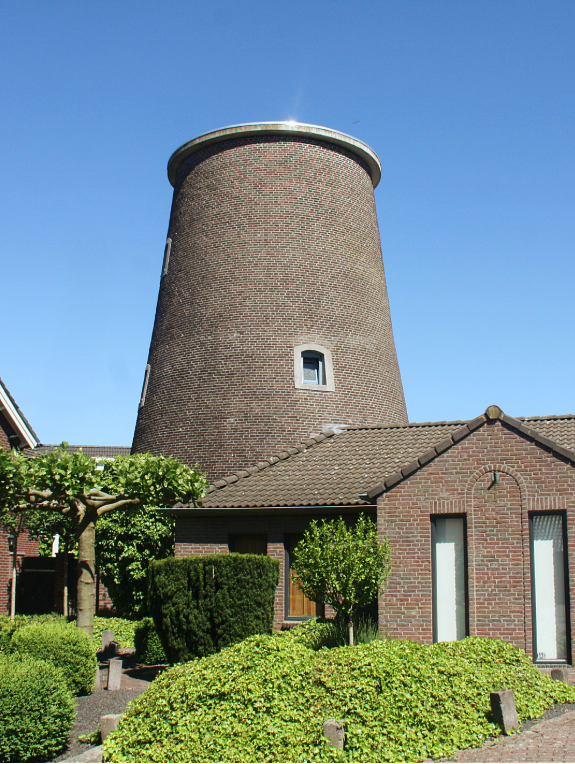 Molen 00233 Zelden Goed (Boxmeer), Foto van Denis van Cronenburg, opname 27-05-2017 | Database Nederlandse molens