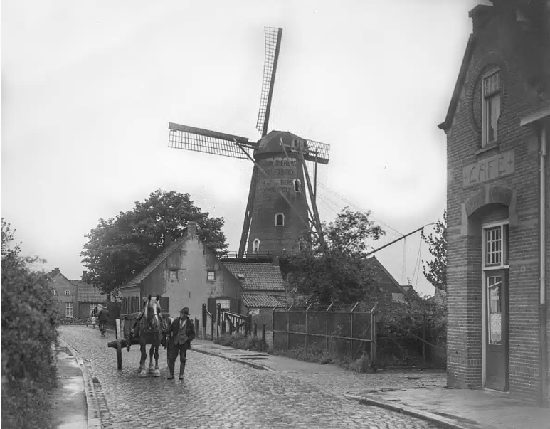 Molen 02009 Kruijssens Molen (Tilburg), Foto van rond 1930, collectie Regionaal archief Tilburg | Database Nederlandse molens