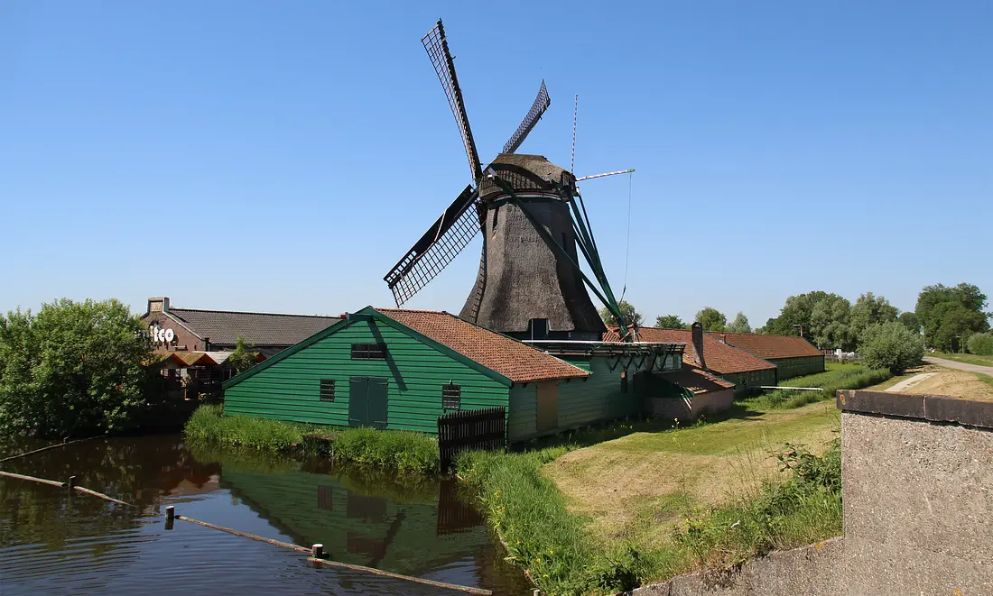 3, Molen 01067 De Schoolmeester (Westzaan), Denis Van Cronenburg (25-05-2026) | Database Nederlandse molens
