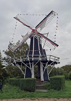 Molen Windlust, Brouwershaven, Niels Hoogstad (12-09-2026)De molen draaiend tijdens het open Monumentenweekend. | Database Nederlandse molens