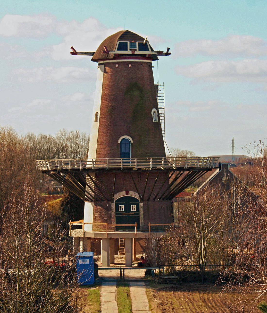 1, Molen 02660 De Bol (Varik), Denis Van Cronenburg (06-03-2011) | Database Nederlandse molens