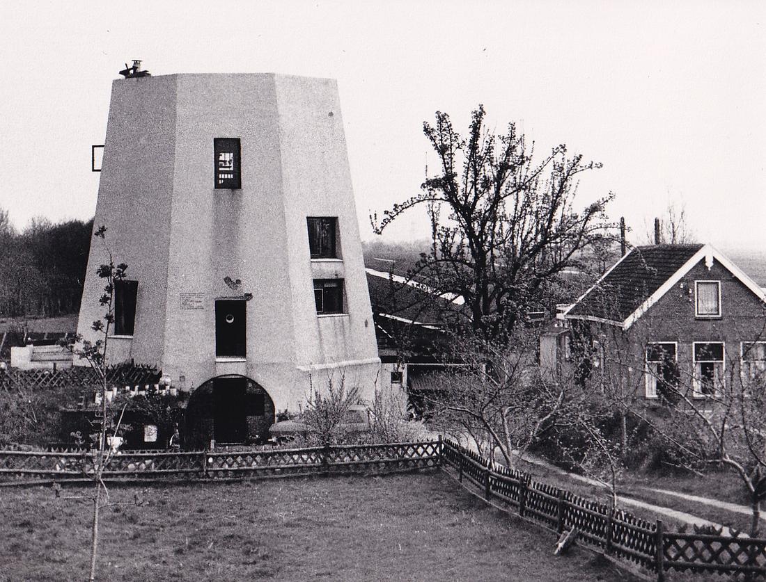 2, Molen 00918 d Polder Middelblok en Veerstalblok, deel Middelblok / De Drie Gebroeders (Gouderak), Foto P. Grund, opname april 1993 | Database Nederlandse molens