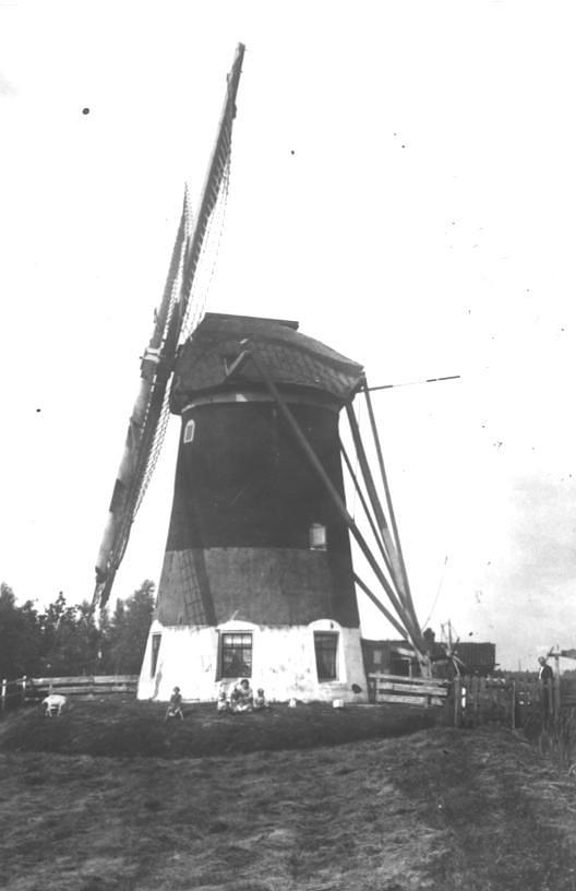 1, Molen 00081 Papenwegsepolder, Papemolen / Papenwegsemolen (Voorschoten), Foto coll. DVM | Database Nederlandse molens