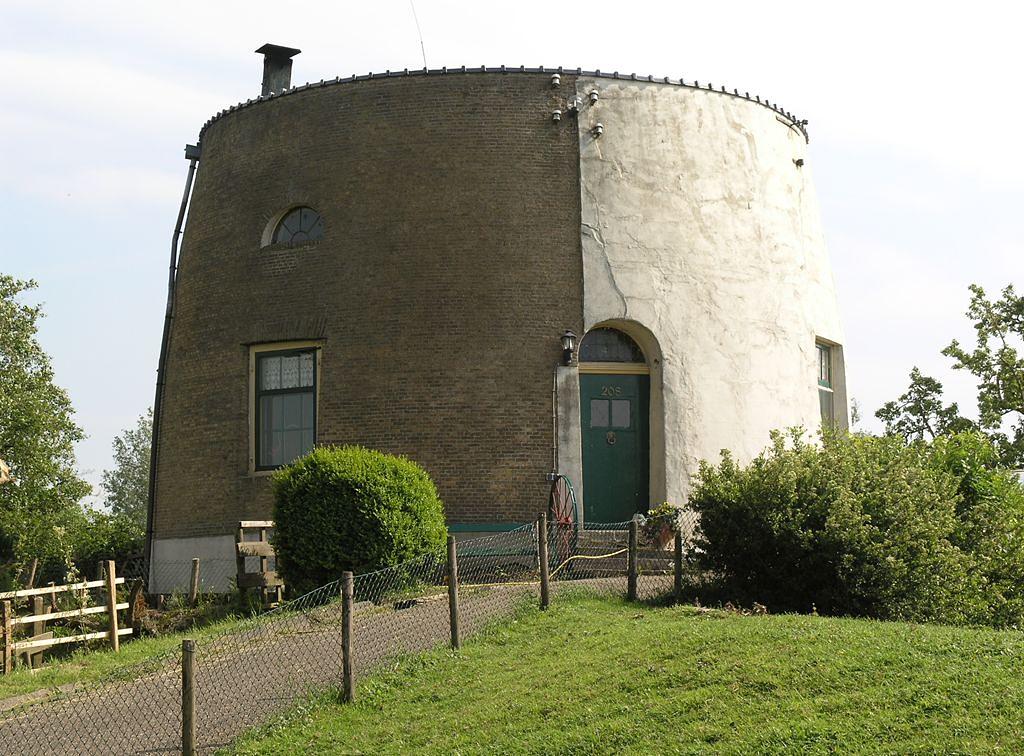 7, Molen 00922 a Polder Berkenwoude / De Berkouse Molen / Hoge Molen (Ouderkerk aan den IJssel), Foto W. Jans, opname 3 juni 2006 | Database Nederlandse molens