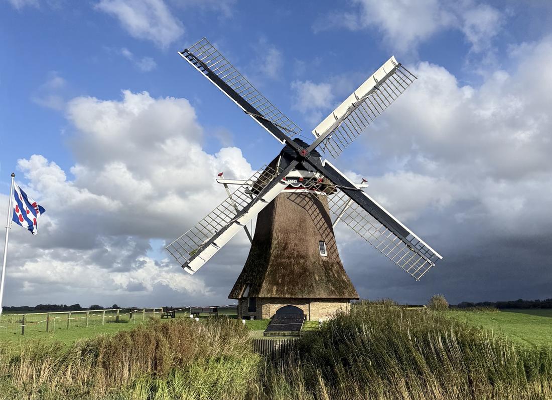 1, Molen 02991 Bullemûne / De Bullemolen (Lekkum), Job de Groen (10-10-2026)De molen in vol bedrijf tijdens de Friese Molendag 2026. | Database Nederlandse molens