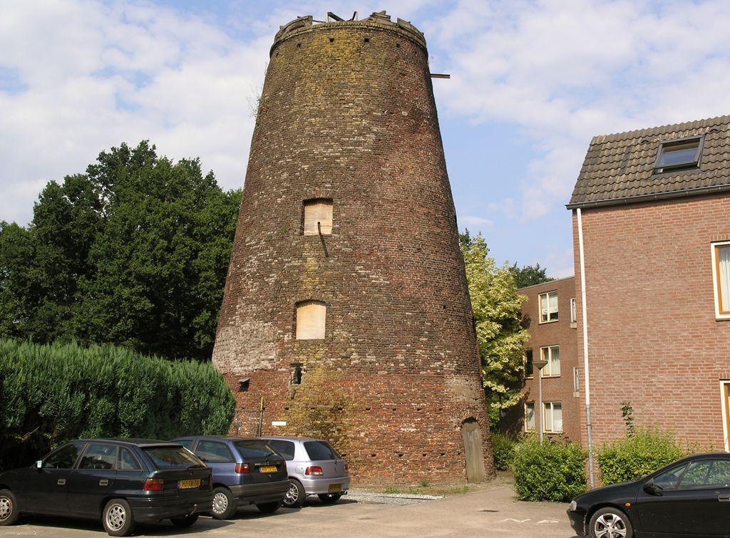 4, Molen 00181 Boonesmolen (Weert), Foto W. Jans, opname 06-08-2006 | Database Nederlandse molens