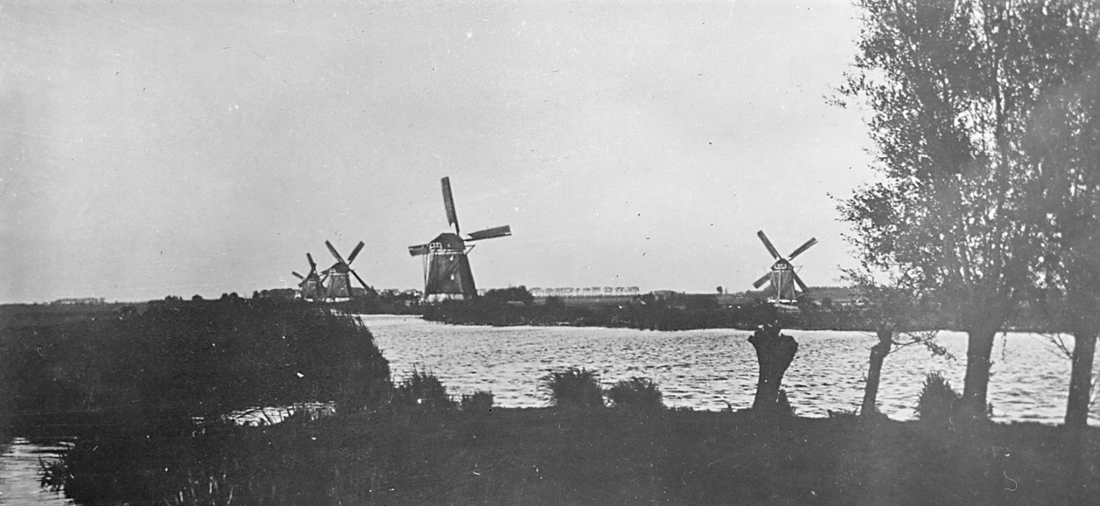 1, Molen 00936 d Polder de Honderd Morgen of Wilde Venen, Nr. 2middelmolen (Moerkapelle), Foto collectie DHM, van voor 1923 | Database Nederlandse molens
