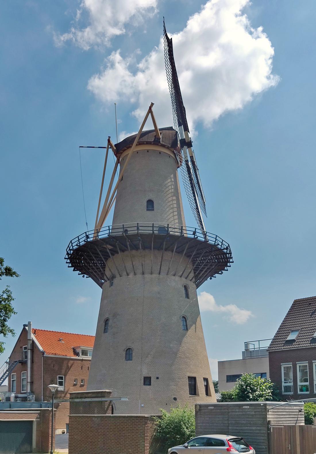 15, Molen 01516 Kyck Over Den Dyck (Dordrecht), Harry Eskes (24-04-2024)De molen direct na de oplevering na de voegenrestauratie 2023-2024. | Database Nederlandse molens