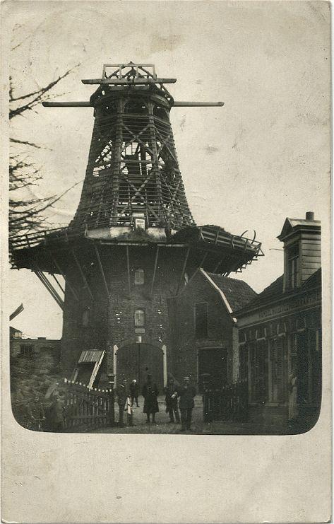 1, Molen 01838 l De Beltmolen van Marsman (Zwolle), naam fotograaf / datum fotoonbekend (11-01-1918)
Collectie Paul van den Berg | Database Nederlandse molens