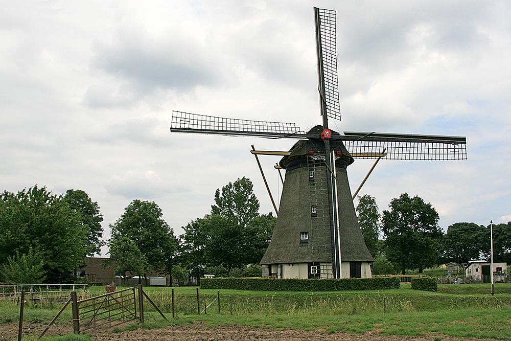 1, Molen 02620 (poldermolen) (Geldermalsen), Ton Koorevaar (3-7-2012) | Database Nederlandse molens media-bestand