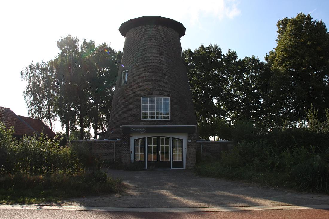 Molen 00201 Linnermolen (wind) (Linne), Foto van Denis van Cronenburg, opname 18-08-2025 | Database Nederlandse molens
