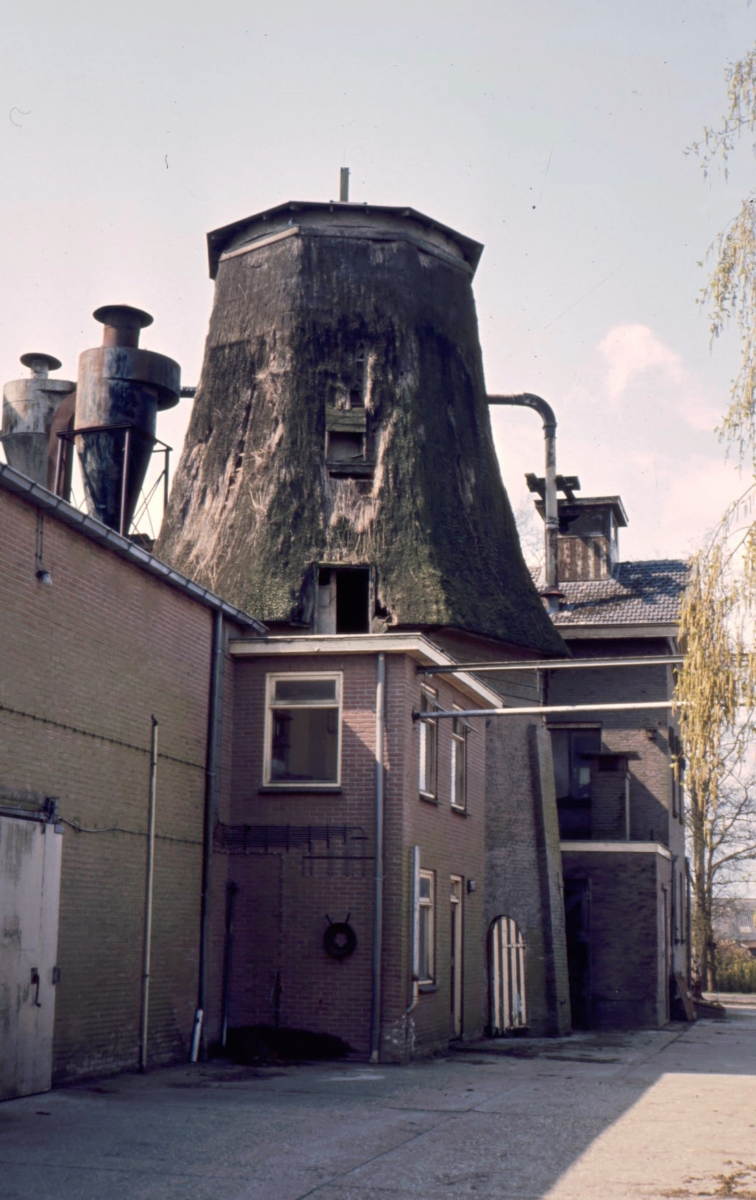 2, Molen 02472 Molen van Golstein / Molen op Teuge / De Groene Molen (Teuge), Marcel Overbeek (01-07-1989) | Database Nederlandse molens