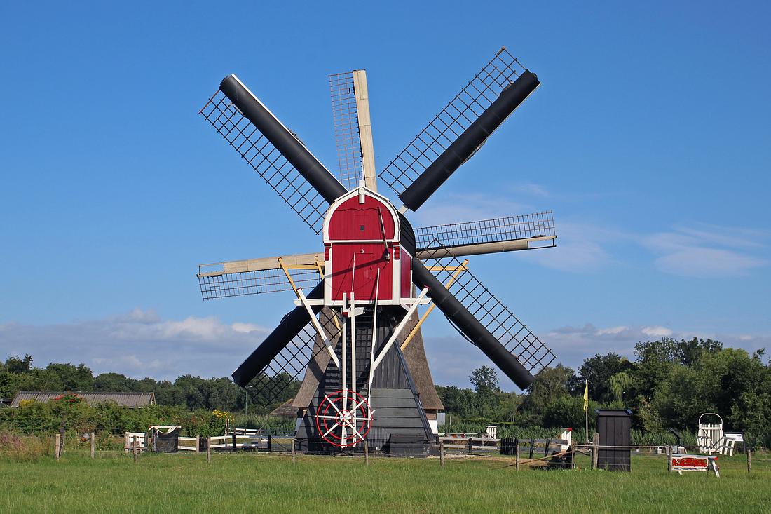 6, Molen 01056 Buitenwegse Molen (Oud-Zuilen), Denis Van Cronenburg (20-07-2026)Acht wieken? Twee molens in één lijn gezien.... | Database Nederlandse molens
